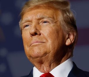 donald-trump_VzDZvKlL4F